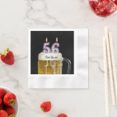 Serviette En Papier Bougies à 56e anniversaire en bière (En situation)