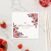 Serviette En Papier Bourgogne Floral Élégant Monogramme Rustique Maria (En situation)