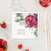 Serviette En Papier Bourgogne rouge et floral roux élégant (En situation)