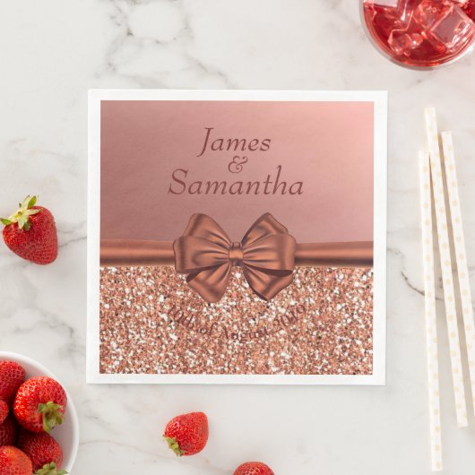 Serviette En Papier Bow en satin rose or - (En situation)