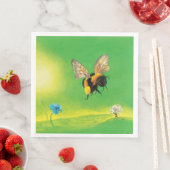 Serviette En Papier Bumble Bee survolant une prairie fleurie (En situation)