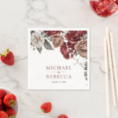 Serviette En Papier Burgundy Red Roses Floral Wedding (En situation)