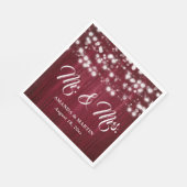 Serviette En Papier Burgundy Rustic Wood String Lights Mr and Mrs (Coin)
