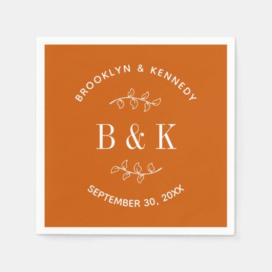 Serviette En Papier Burnt Orange Floral Mariage Nom du couple (Devant)