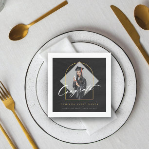 Serviette En Papier Cadre Minimaliste à Franges Architecturales Photo 