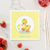 Serviette En Papier Canard d'anniversaire avec fleur sur jaune et blan (En situation)