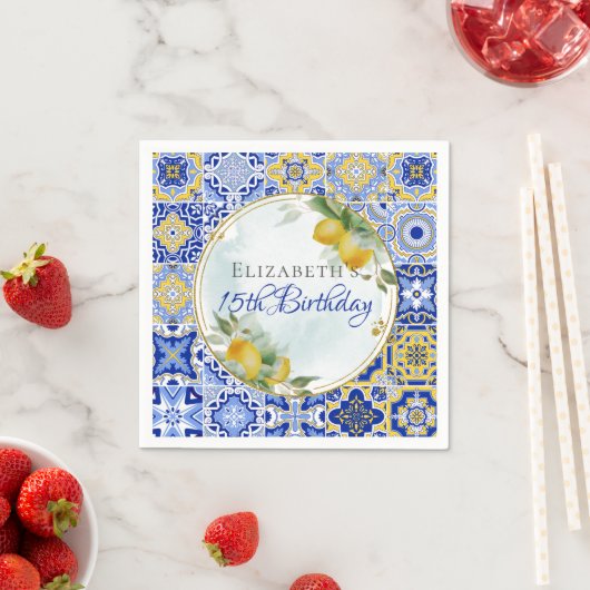 Serviette En Papier Carrelage bleu grec Citrons Parties scintillant or (En situation)