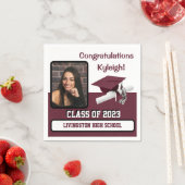 Serviette En Papier Casquette & Diplôme, Maron & White Graduation (En situation)