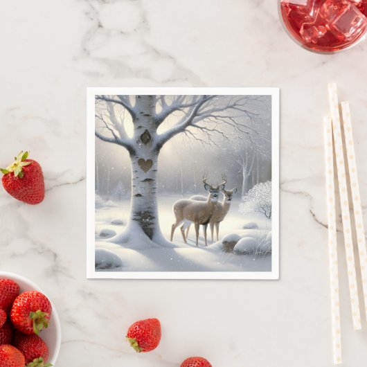 Serviette En Papier Cerf D'Hiver Avec Coeur Sur Birch Tree (En situation)