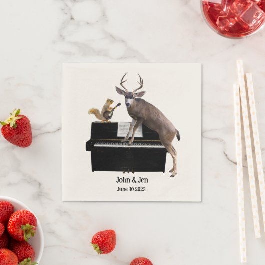 Serviette En Papier Cerf et écureuil à Piano Napkins (En situation)