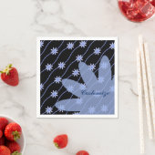 Serviette En Papier Chaîne de marguerite bleu motifs floraux serviette (En situation)