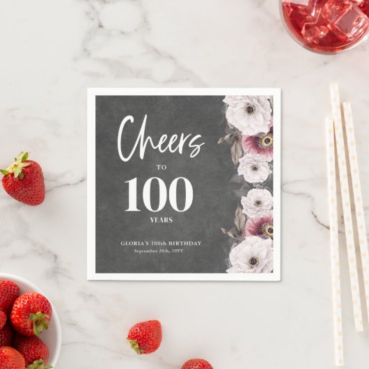 Serviette En Papier Chalet Floral blanc encourage au 100e anniversaire (En situation)