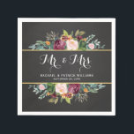 Serviette En Papier Chalkboard Floral M. et Mme Mariage<br><div class="desc">Un arrière - plan en damier branché contraste magnifiquement avec les éléments floraux de cette serviette mariage personnalisée. Les couleurs à fleurs sont bordeaux, roses et oranges, avec une végétation abondante. Tout le texte peut être customisé avec vos informations. Cette serviette est un bon choix pour les mariages d'automne ou...</div>