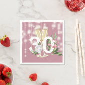 Serviette En Papier Champagne de luxe rose 30e anniversaire (En situation)