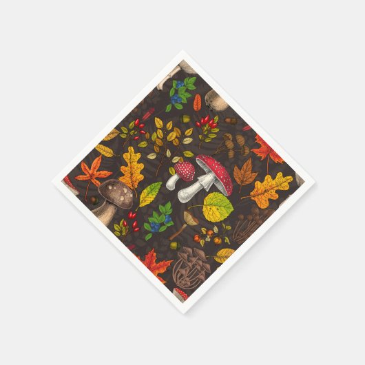 Serviette En Papier Champignons d'automne, feuilles, noix et baies sur (Coin)