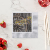 Serviette En Papier Charme de pays - Roue Rustique Wagon Occidentale (En situation)