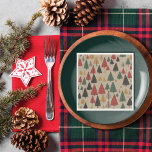 Serviette En Papier Charme vintage : Motif d'arbre de Noël<br><div class="desc">Enveloppez vos cadeaux de vacances dans une élégance intemporelle avec nos serviettes en papier "Vintage Charm", ornées d'un motif de nostalgique inspiré de motifs de Noël classiques. Contre un arrière - plan de papier rustique, des dessins enchanteurs sur les lignes des arbres de Noël en jaune, vert, rouge et noir...</div>