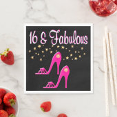 SERVIETTE EN PAPIER CHAUSSÉE AIMANT 16 ANS ANNIVERSAIRE FILLE (En situation)