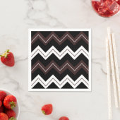 Serviette En Papier Chevron rayé noir blanc marron  (En situation)
