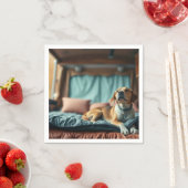 Serviette En Papier Chien sur Lit (En situation)