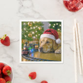 Serviette En Papier Christmas Golden Retriever Watching a Toy Train (En situation)