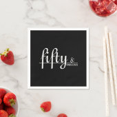 Serviette En Papier Cinquante et FABULE Black & White 50e fête d'anniv (En situation)