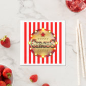 Serviette En Papier Circus Party Event Rouge Blanc Or rayé Chic (En situation)