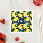 Serviette En Papier Citrus Lemon Botanical Navy Monogramme bleu (En situation)