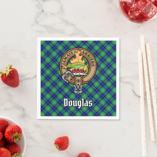 Serviette En Papier Clan Douglas Crest sur Tartan (En situation)