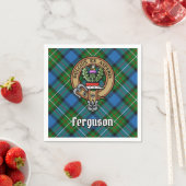 Serviette En Papier Clan Ferguson Crest sur Tartan (En situation)