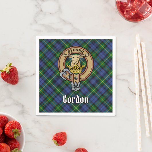 Serviette En Papier Clan Gordon Crest sur Tartan (En situation)