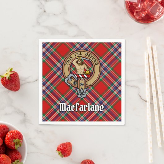 Serviette En Papier Clan MacFarlane Crest sur Tartan (En situation)