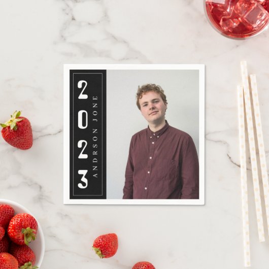 Serviette En Papier Classe de 2023 Royal Black Graduation Party Photo (En situation)