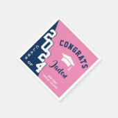 Serviette En Papier Classe moderne de 2024 Navy Pink Graduation Party (Coin)