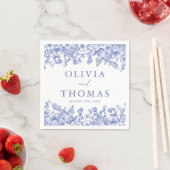 Serviette En Papier Classique Elegant Victorien Bleu Floral Mariage (En situation)