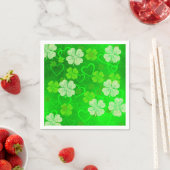 Serviette En Papier Clovers et Coeurs (En situation)