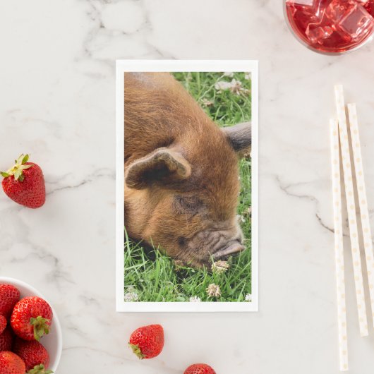 SERVIETTE EN PAPIER COCHON MIGNON (En situation)