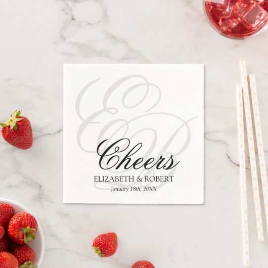 Serviette En Papier Cocktail mariage Simple Cheers Monogramme (En situation)
