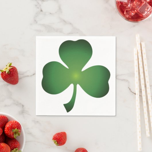 Serviette En Papier Cocktail Shamrock ombragé serviettes (En situation)