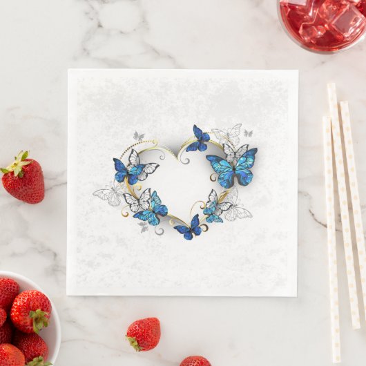 Serviette En Papier Coeur bijoux avec papillons Morpho (En situation)