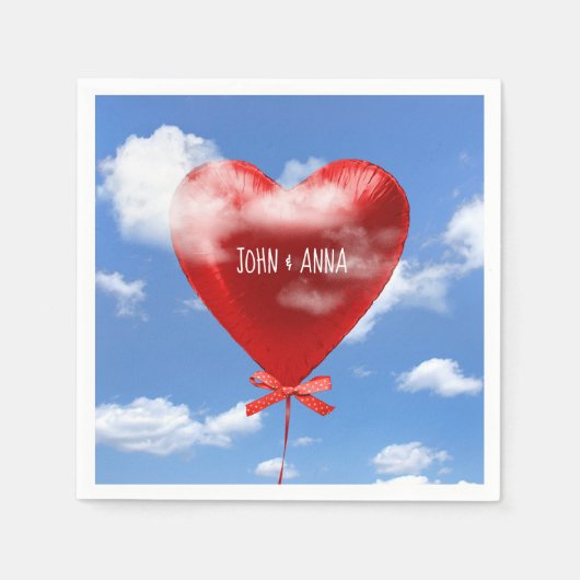 Serviette En Papier coeur de ballon rouge dans les nuages pour l'anniv (Devant)
