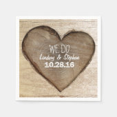 Serviette En Papier Coeur en bois sculpté Mariage rustique (Devant)