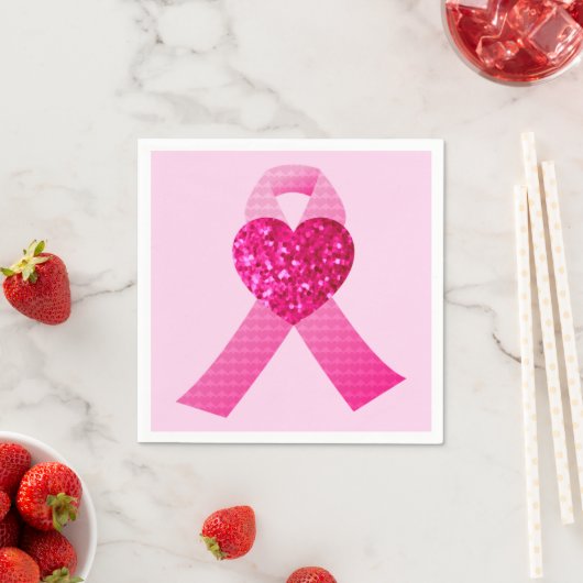 Serviette En Papier Coeur rose Ruban Sensibilisation au cancer du sein (En situation)