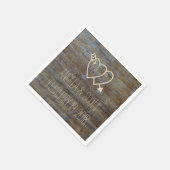 Serviette En Papier Coeurs avec initiales Mariage en bois rustique (Coin)
