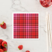 Serviette En Papier Conception de carreaux Tartan Rouge Grenat Rose  (En situation)