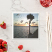 Serviette En Papier Coucher De Soleil Sur La Plage (En situation)