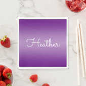 Serviette En Papier Couleur violet et blanc modifiables (En situation)