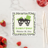 Serviette En Papier Crânes amusants Halloween mariage vert et noir (En situation)