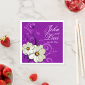 Serviette En Papier Curlicos Floraux Modernes | pourpre (En situation)