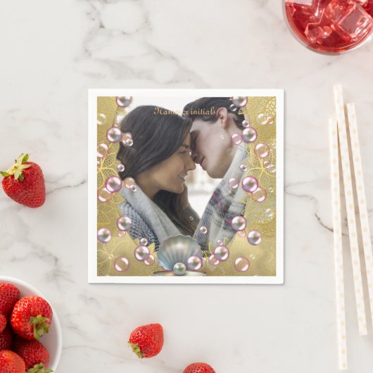 Serviette En Papier Dentelles et perles d'or (En situation)